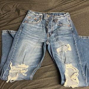 Women’s Blue Distressed Jeans
